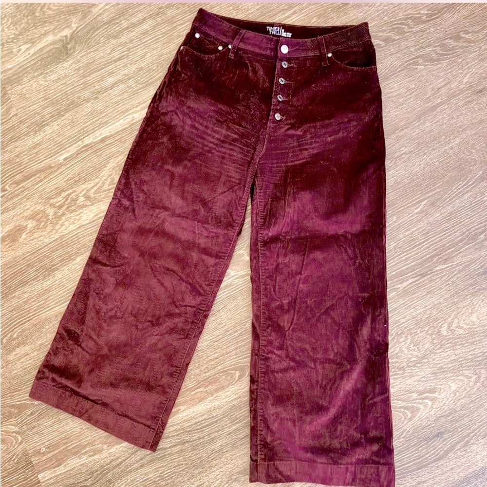 Burgundy Wide Leg Corduroy Pants >> SOLD